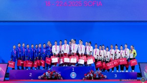 podium q group sfe06231a copia simone ferraro ph